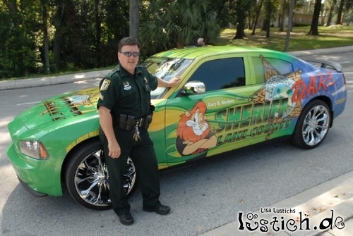 Buntes Polizeiauto